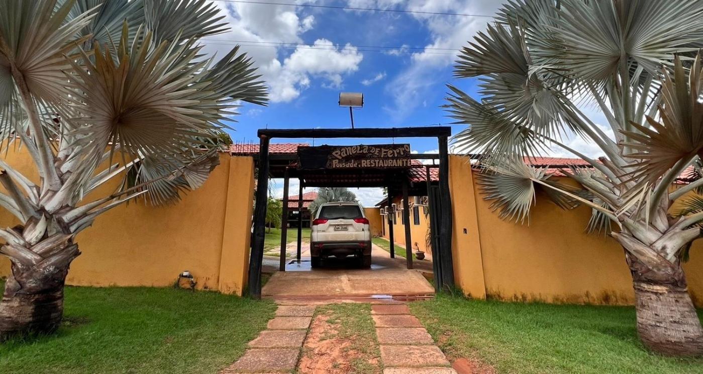 Pousada Panela De Ferro Mateiros Esterno foto